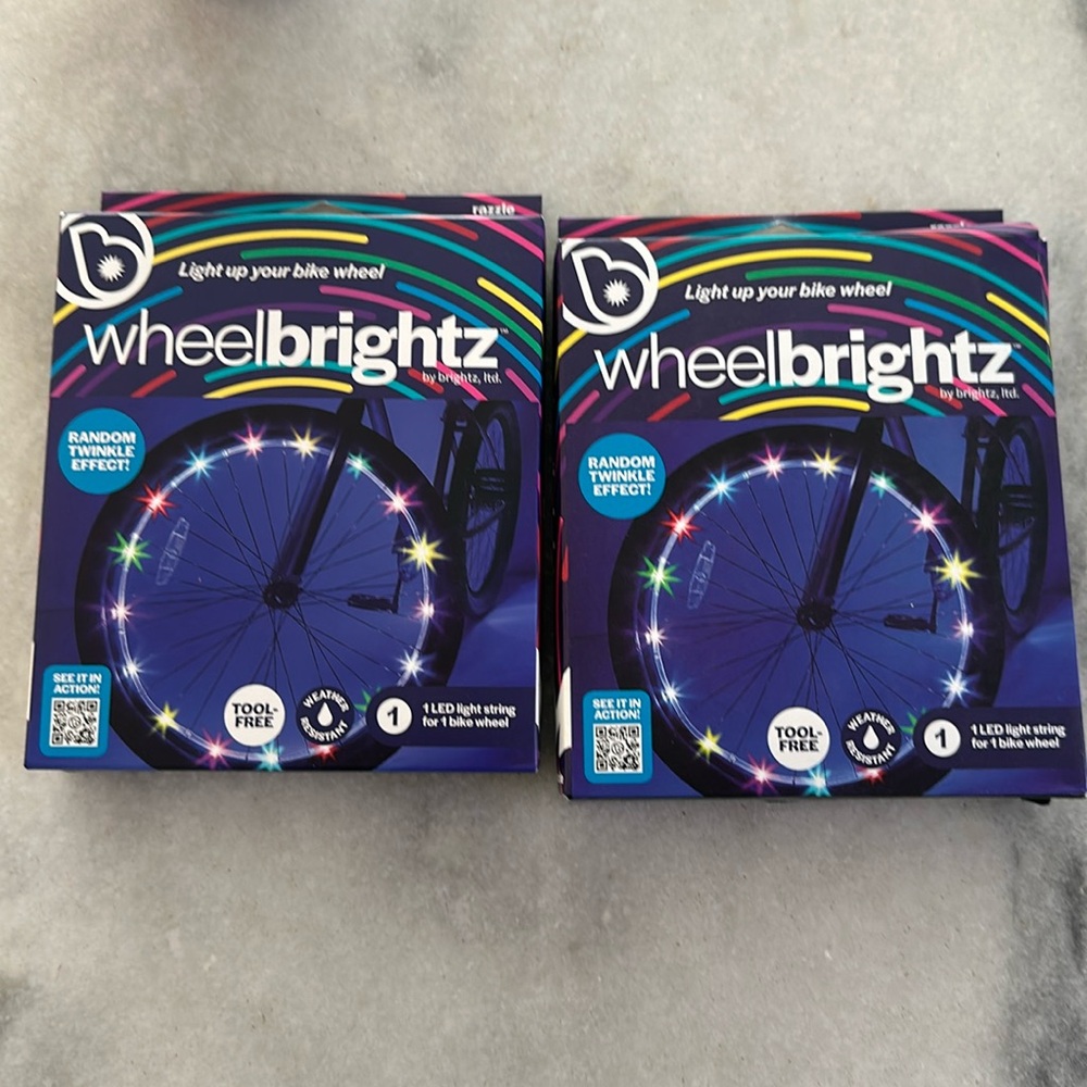 2 pack of Wheel Brigthz